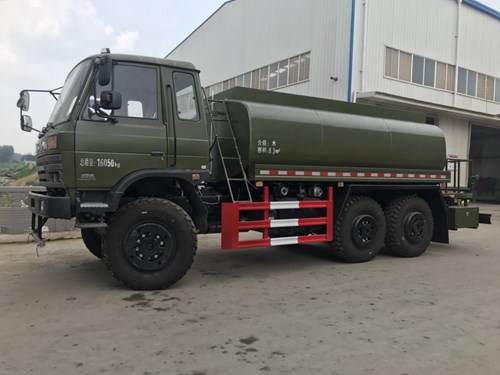 東風六驅越野消防灑水車